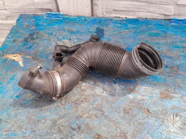 bontott VW TOURAN Turbócső