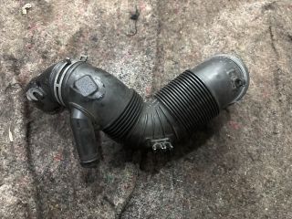 bontott VW TOURAN Turbócső