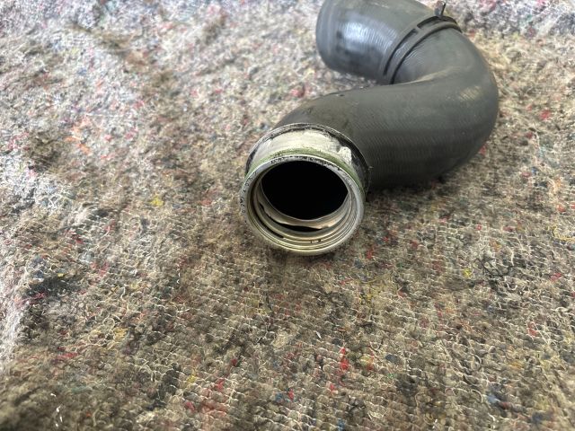 bontott VW TOURAN Turbócső