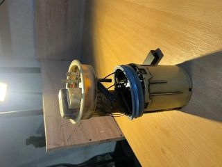 bontott VW TOURAN Üzemanyag Szivattyú