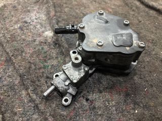 bontott VW TOURAN Vákumpumpa