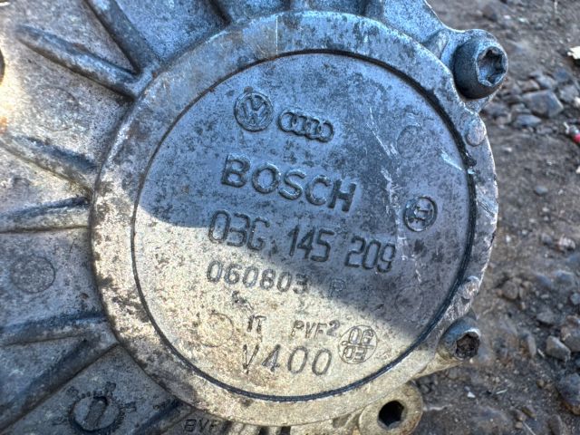 bontott VW TOURAN Vákumpumpa