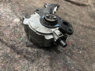 bontott VW TOURAN Vákumpumpa