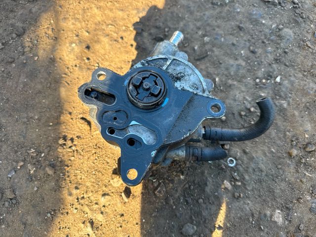 bontott VW TOURAN Vákumpumpa