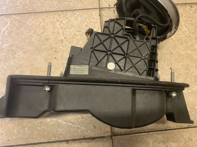 bontott VW TOURAN Váltó Fokozatválasztó