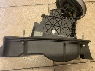 bontott VW TOURAN Váltó Fokozatválasztó