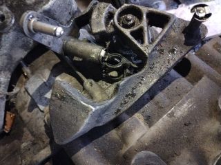 bontott VW TOURAN Váltó (Mechanikus)