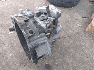 bontott VW TOURAN Váltó (Mechanikus)