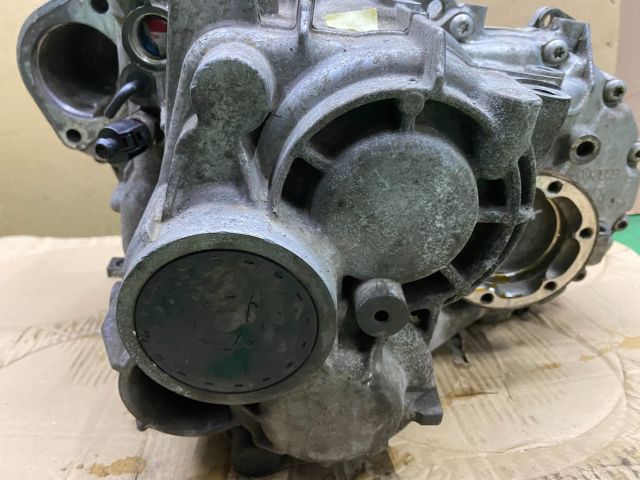 bontott VW TOURAN Váltó (Mechanikus)