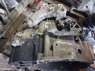 bontott VW TOURAN Váltó (Mechanikus)
