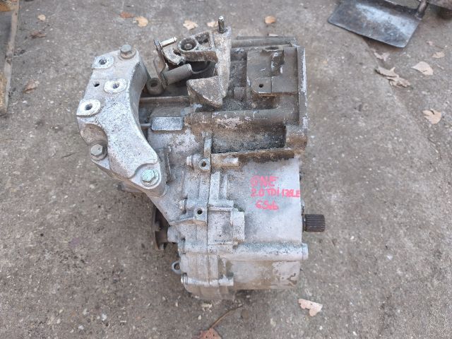 bontott VW TOURAN Váltó (Mechanikus)
