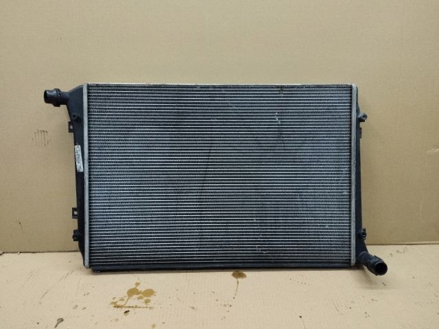 bontott VW TOURAN Vízhűtő Radiátor (Klímás)