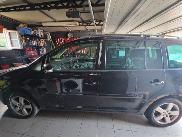 bontott VW TOURAN Vízhűtő Radiátor (Klímás)