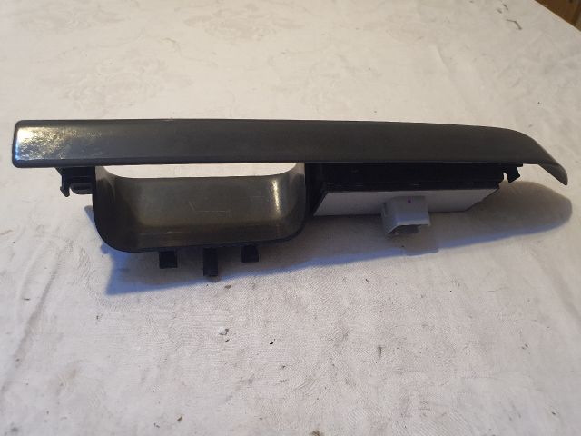 bontott VW TOURAN Ablakemelő Kapcsoló Négyes / Kettes