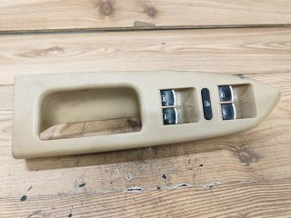 bontott VW TOURAN Ablakemelő Kapcsoló Négyes / Kettes