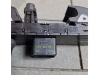 bontott VW TOURAN Ablakemelő Kapcsoló Négyes / Kettes