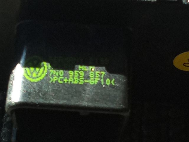 bontott VW TOURAN Ablakemelő Kapcsoló Négyes / Kettes