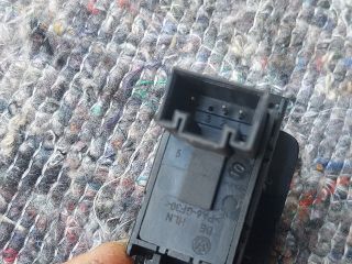 bontott VW TOURAN Ablakemelő Kapcsoló (Pozíciófüggetlen)