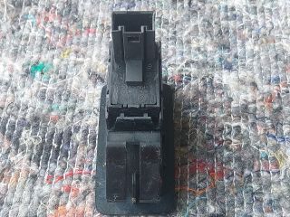 bontott VW TOURAN Ablakemelő Kapcsoló (Pozíciófüggetlen)