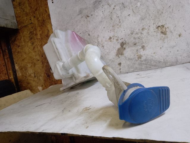 bontott VW TOURAN Ablakmosó Tartály