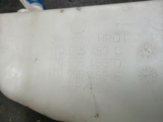 bontott VW TOURAN Ablakmosó Tartály