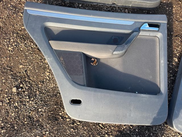 bontott VW TOURAN Ajtó Kárpit Szett