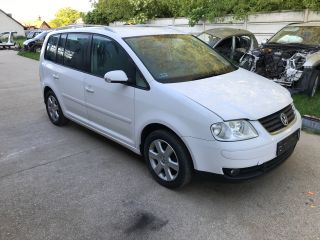 bontott VW TOURAN Akkumulátor Leszorító