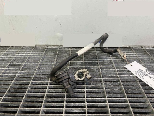 bontott VW TOURAN Akkumulátor Saru