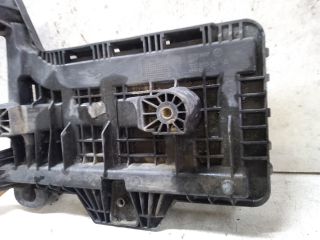 bontott VW TOURAN Akkumulátor Tartó