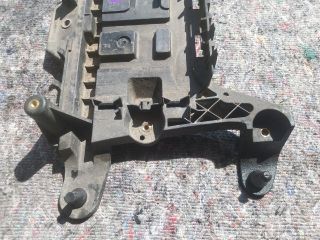 bontott VW TOURAN Akkumulátor Tartó