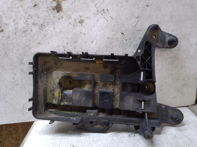 bontott VW TOURAN Akkumulátor Tartó