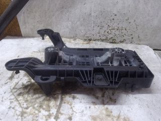 bontott VW TOURAN Akkumulátor Tartó