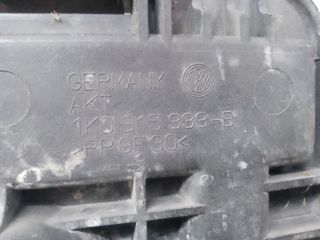 bontott VW TOURAN Akkumulátor Tartó