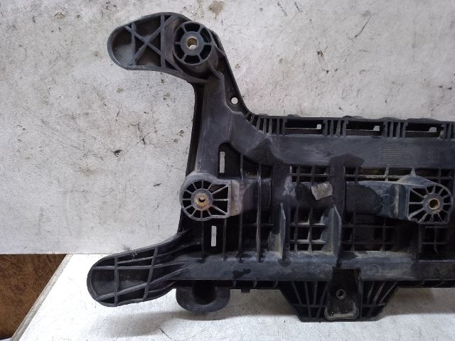 bontott VW TOURAN Akkumulátor Tartó