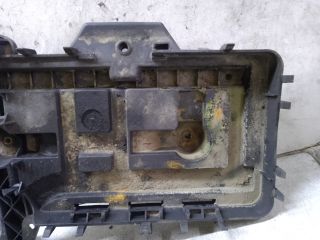 bontott VW TOURAN Akkumulátor Tartó