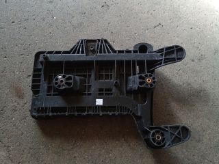 bontott VW TOURAN Akkumulátor Tartó