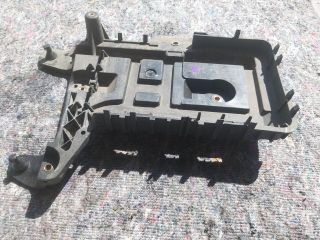 bontott VW TOURAN Akkumulátor Tartó