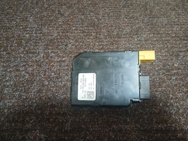 bontott VW TOURAN Aktív Kormány Elektronika