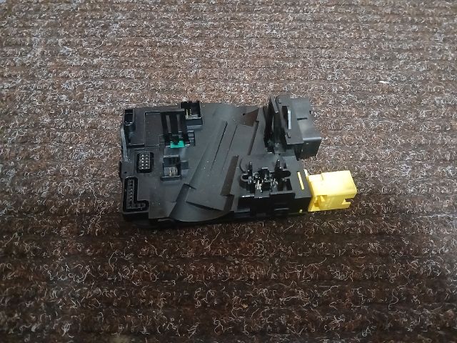 bontott VW TOURAN Aktív Kormány Elektronika