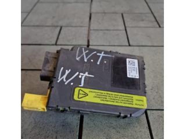 bontott VW TOURAN Aktív Kormány Elektronika