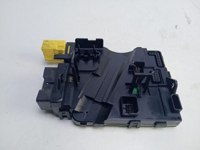 bontott VW TOURAN Aktív Kormány Elektronika