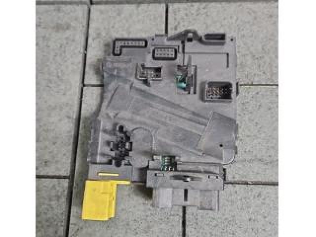 bontott VW TOURAN Aktív Kormány Elektronika