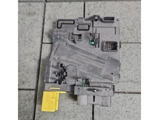 bontott VW TOURAN Aktív Kormány Elektronika