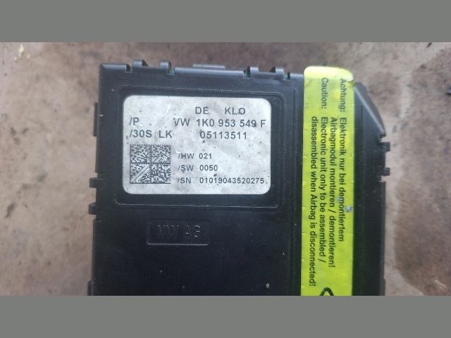 bontott VW TOURAN Aktív Kormány Elektronika