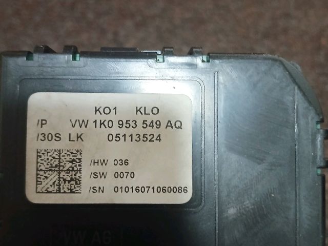 bontott VW TOURAN Aktív Kormány Elektronika