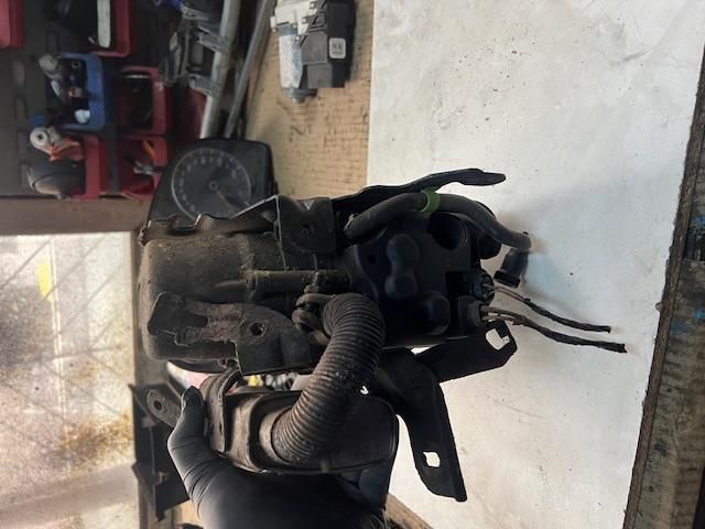 bontott VW TOURAN Állófűtés (Részeivel)