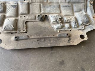 bontott VW TOURAN Alsó Motorburkolat