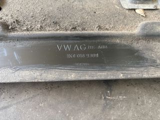 bontott VW TOURAN Alsó Motorburkolat