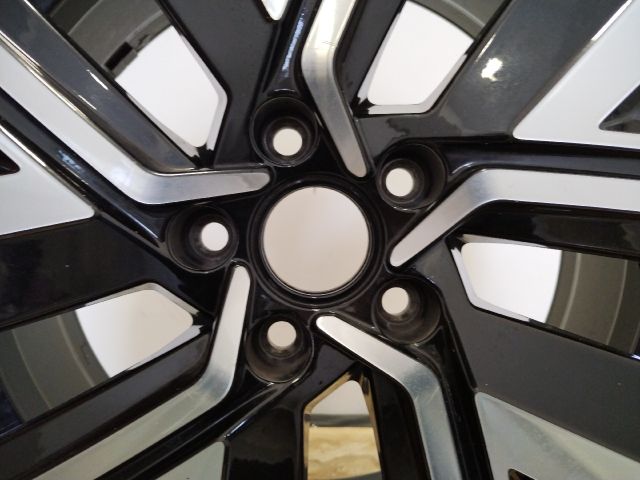 bontott VW TOURAN Alufelni (1 db)