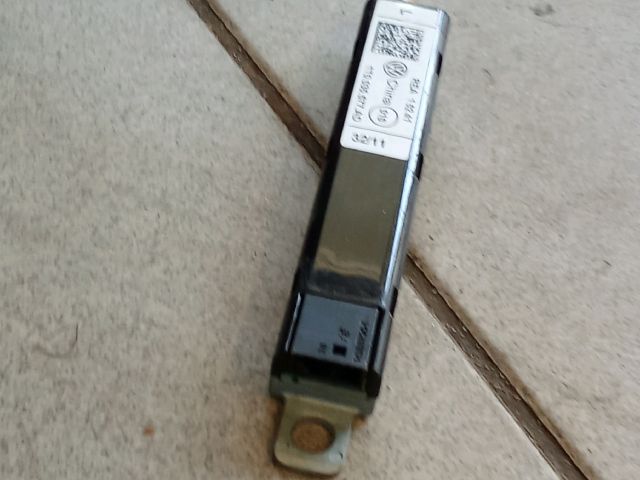 bontott VW TOURAN Antenna Erősítő